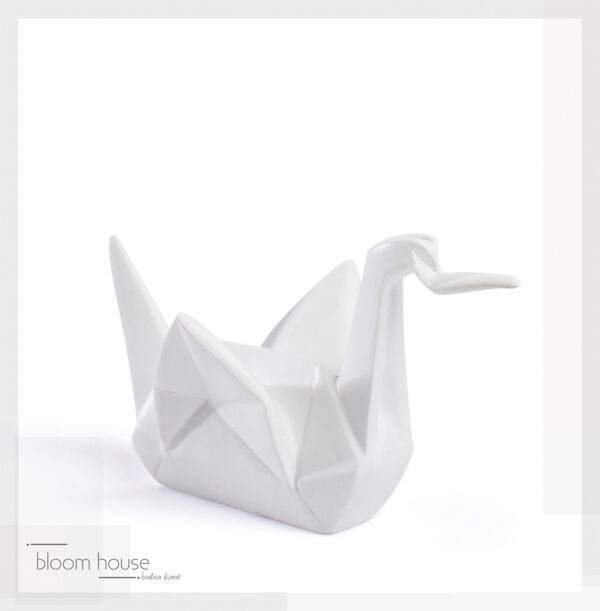Skulptūrėlė “Origami gulbė”